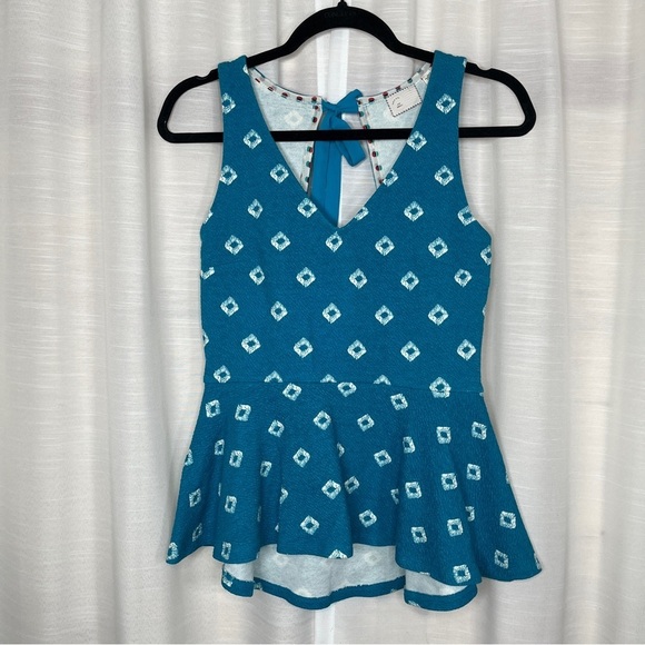 Anthropologie Postcard NWT peplum cut out back top - Picture 1 of 8